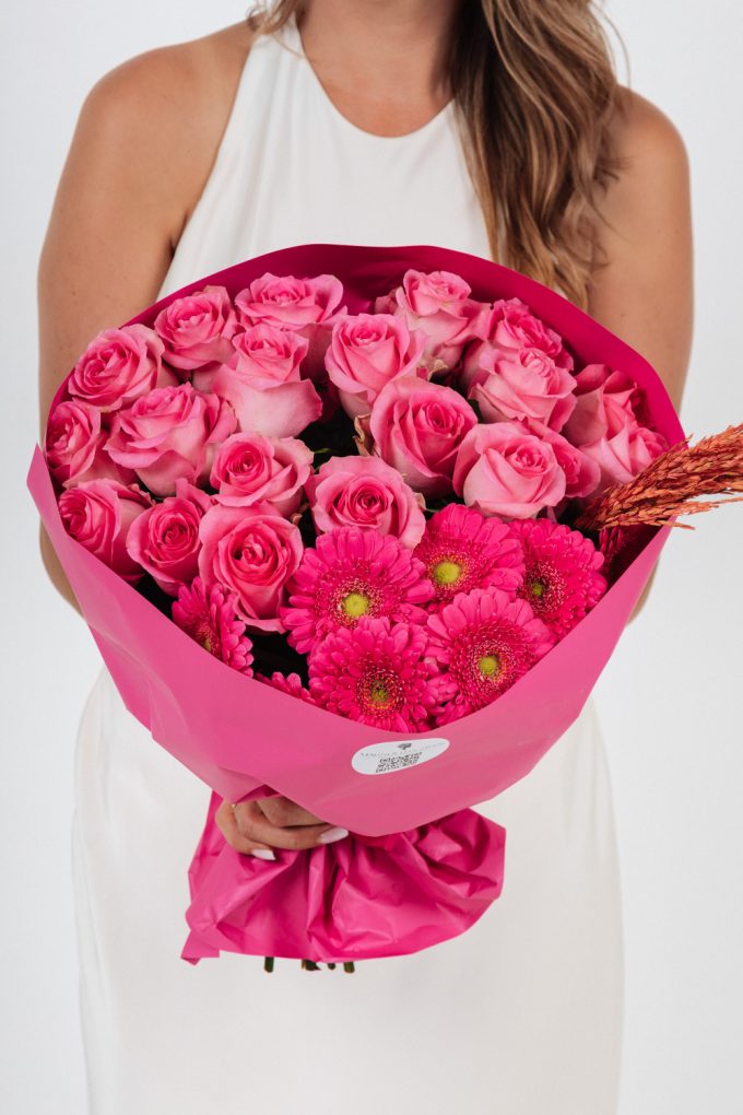 Ziedu pušķis Where Roses Speak 2